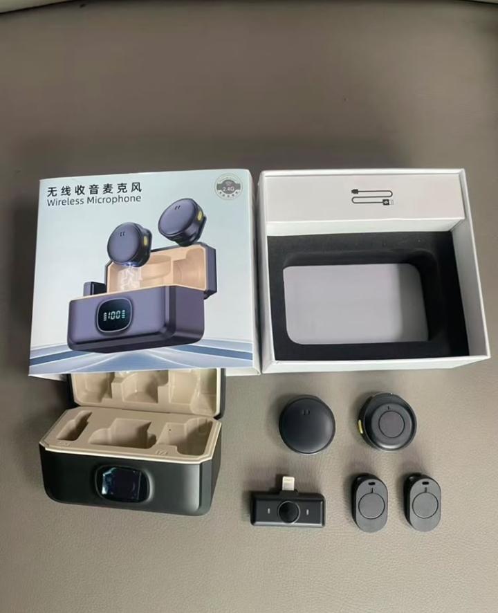 Dual Wireless Microphone with Digital Charging Case